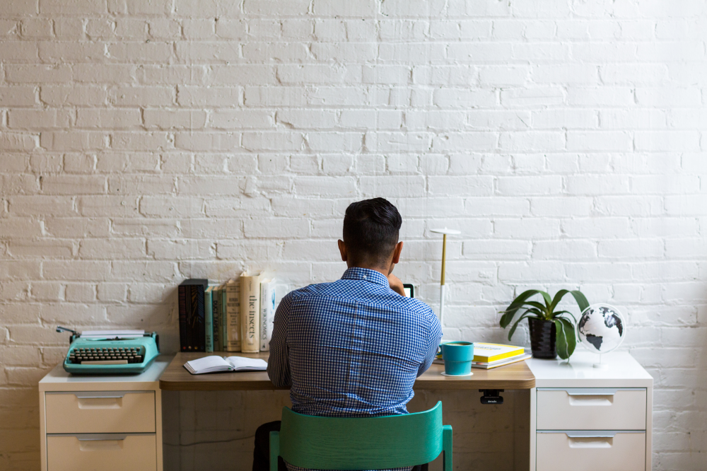 desk sitting tips